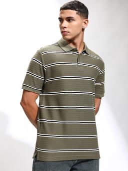 HIGHLANDER - Men Collar Short Sleeve Relaxed Polo T-Shirt-Olive