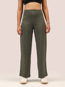 Green color option, Sold out, Currently selected