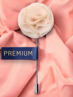 PELUCHE - Garnished with Love Cream Brooch Lapel Pin For Men