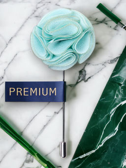 PELUCHE - Garnished with Love Green Brooch Lapel Pin For Men