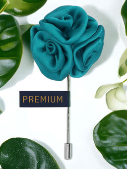 PELUCHE - Ranunculus Flower Sky Blue Brooch Lapel Pin For Men