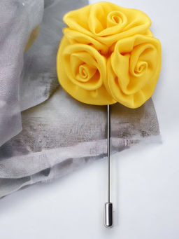 PELUCHE - Tri Flower Yellow Brooch Lapel Pin For Men