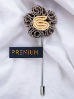 PELUCHE - Flower in Flower Grey Brooch Lapel Pin For Men