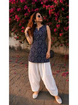 MANOJAVA - Navy Blue Women Printed Regular Kurta with Salwar