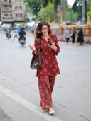 Maroon color option