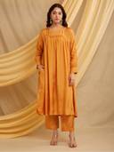 Orange color option, Currently selected