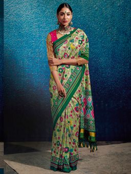 Akhilam - Womens Manipuri Silk Light Green Printed Designer Saree with Unstitched Blouse
