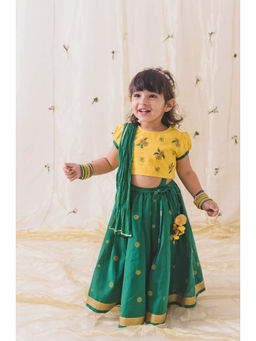 TIBER TABER - Girls Bahaar Lehenga with Blouse, Dupatta and Suspenders- Green (Set of 4)