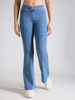 TARAMA - Woemen Light Blue V-Waist Flare Fit Jeans