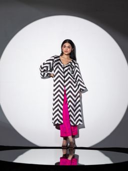 Swtantra - Lifes More Than Black & White Chevron Satin Kurta with Beads (Set of 2)