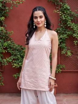 Vaamsi - Ahika Womens Peach Halter Neck Sleeveless Kurti.
