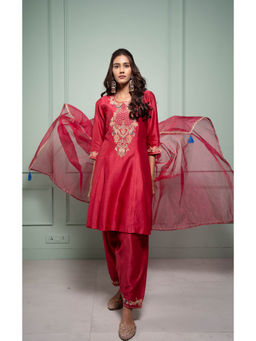 Aavya Store - Pink Crimson Kurta with Salwar and Dupatta (Set of 3)