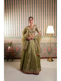 Aavya Store - Green Lehenga with Blouse and Dupatta (Set of 3)
