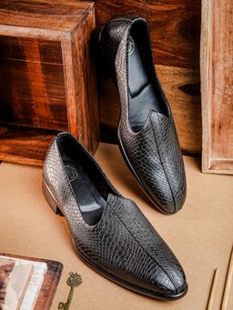NR by Nidhi Rathi - Black Textured Slip On Mojaris for Men