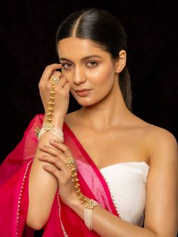 Shlok Jewels - Darshit Kundan Hathphool