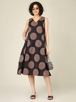 SPARSA - Black Printed V-Neck Sleeveless A-Line Cotton Dress