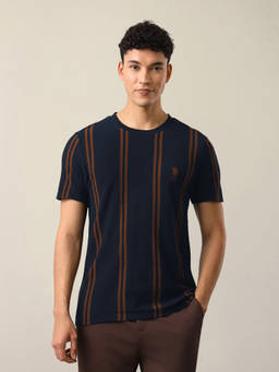U.S. POLO ASSN. - Men Navy Blue Vertical Striped Slim Fit T-shirt