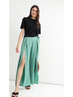 Virgio - Black Back Printed Boxy T Shirt