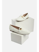 White color option, Sold out, Currently selected