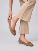 Brown color option, Sold out, Currently selected
