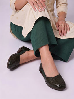 Dollphin - Women Green Leather Perforated Comfort Ballerina Rp-3089