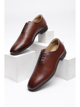 Van Heusen - Men Brown Lace Up Oxfords