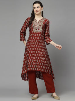 Nayam by lakshita - Printed Sequinned Work Kurta with Pant (Set of 2)