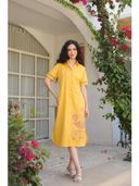 Yellow color option, Currently selected