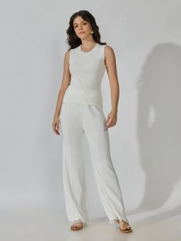 SHOWOFFFF - Edition Womens White Frayed Co-Ord Set