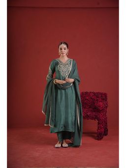 ONEWE INDIA - Green Embroidered Silk Zari Kurta with Pant and Dupatta