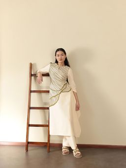 Pink Fort - Off White Cotton Abstract Placement Print Kurta with Pant