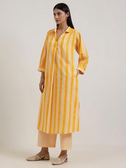 Pink Fort - Yellow Cotton Striped Shirt Collar Kurta with Pant
