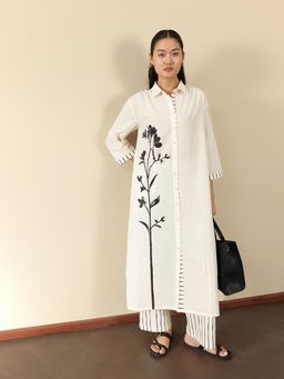 Pink Fort - Off White Cotton Floral A-Line Kurta with Pant