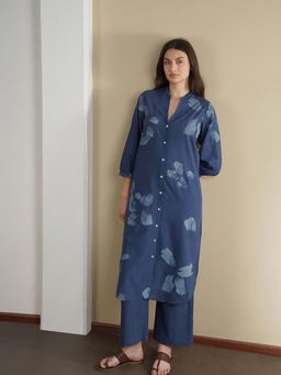 Pink Fort - Navy Blue Cotton Floral Mandarin Collar Kurta with Pant