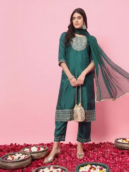 VredeVogel - Green Women Kurta with Pant and Dupatta