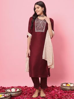 VredeVogel - Maroon Women Kurta with Pant and Dupatta