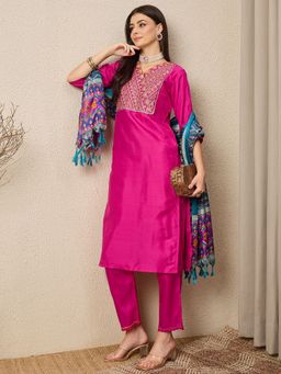 VredeVogel - Women Pink Silk Blend Embroidered Kurta with Pant and Dupatta