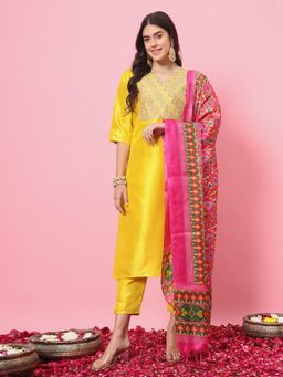 VredeVogel - Women Yellow Silk Blend Embroidered Kurta with Pant and Dupatta
