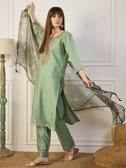 VredeVogel - Women Green Viscose Rayon Embroidered Kurta with Pant and Dupatta