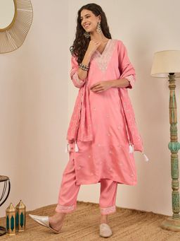 VredeVogel - Women Pink Silk Blend Embroidered Kurta with Pant and Dupatta