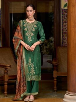 VredeVogel - Women Green Silk Blend Embroidered Kurta with Pant and Dupatta