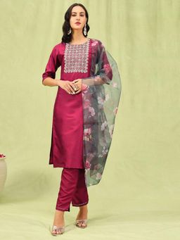 VredeVogel - Women Red Silk Blend Embroidered Kurta with Pant and Dupatta