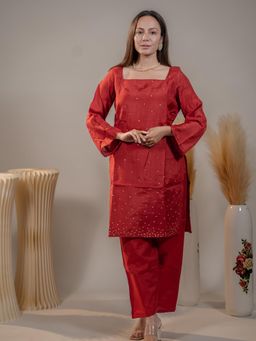 Meeshara - Red Embellished Kurta With Pant