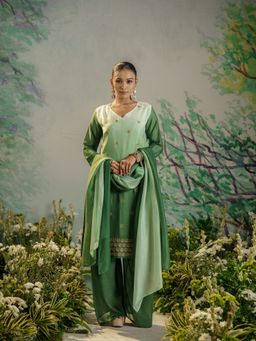 Meeshara - Green Embroidered Kurta With Pant and Dupatta