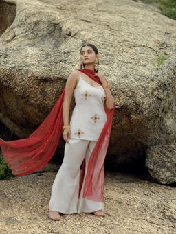 Meeshara - Off White Embellished Kurta With Palazzo and Dupatta