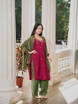 Meeshara - Maroon Embroidered Kurta With Pant and Dupatta