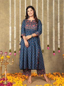 ARAMYA - Women Blue Cotton Floral Printed Kurta With Pant