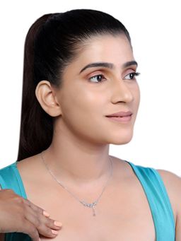 JUPRA - Leaf Chain Pendent 925 Sterling Silver Necklace