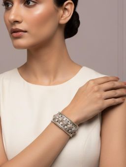 The Bling Girll - Women Silver Stylish Cuff