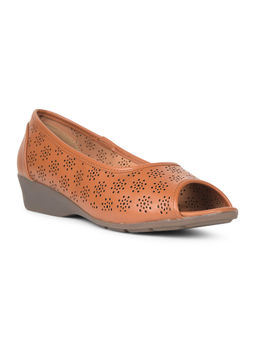 Bata - Women Casual Wedges Brown